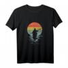 Kajak Vintage Horizont Motiv Geschenk T-Shirt für Wassersportler, Wildwasser Liebhaber & Naturfreunde