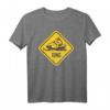 Snow Ski Xing Street Sign | Snowmobile Crossing Sign T-Shirt – Vintage Wintersport Design, Perfekt als Geschenk für Schneemobilfahrer zu Weihnachten & Geburtstag