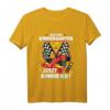 Kinder Achtung Kindergarten T-Shirt für Jungen mit Rennwagen – Lustiges Motiv für den Kindergartenstart, Motorsport-Fans & kleine Autofans