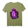 TEAM GAGA Löwe mit Krone und Schwert – Lila Surreal Fantasy T-Shirt für Sport, Party & Geschenkideen