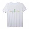 Retro Herzschlag Schwimmen T-Shirt für Schwimmer, Trainer & Wassersportler – Perfekt für Schwimmverein & Wasserratten