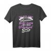 Zur Seite Jungs dieses Mädchen zeigt euch - Schwimmerin T-Shirt, ideales Geschenk für junge Schwimmerinnen zum Geburtstag, Weihnachten oder Verein