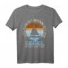 Cooles Segler Retro Vintage Design T-Shirt – Perfekt für Segler, Kapitäne & Segelurlaub an Nord- & Ostsee