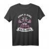 Nur ein Mädchen Segeln Geschenk - Lustiges Segel T-Shirt für Frauen, Seglerinnen & Segelenthusiasten