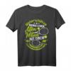 Tennis T-Shirt für Herren & Tennisclubs – Geschenkidee für Tennisspieler mit Tennisschläger & Ball