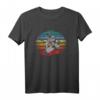 Retro Skateboard T-Shirt für Skater & Streetwear Fans – Perfekt für Skatepark, Tricks & Style