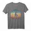 Retro Skateboarder T-Shirt für Skater und Trick-Enthusiasten – Perfekt für den Skatepark und Streetwear-Liebhaber