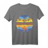 Karma is a Beach | Vintage Surfer und Strand Urlaub T-Shirt – Perfektes Geschenk für Sommer, Surfer & Meerliebhaber