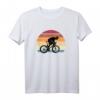 Fahrradfahrer Rennrad Retro Sport Herren Teenager T-Shirt - Klassisch geschnitten mit doppeltem Saum