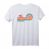 Nazare Portugal Surfen T-Shirt | Retro Surf Design mit Sonnenuntergang & Big Wave Motiv – Perfektes Geschenk für Surfer & Strandurlauber