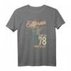 California Beach Paradise 1978 Surf T-Shirt – Vintage Strandmotiv für Surfer, Wellenreiter & Meerliebhaber, ideales Geschenk für Surffans
