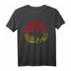 Retro Surfer T-Shirt – Geschenkidee für Surfer und Wassersportler mit Wellen-Design
