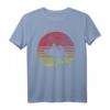 Retro Surfer T-Shirt – Geschenkidee für Surfer und Wassersportler mit Wellen-Design