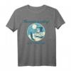 OCEAN IS CALLING & I MUST GO Surf Beach Meme Surfer T-Shirt – Lustiges Geschenk für Surfer und Meeresliebhaber