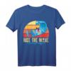Ride the Wave | Surfer Design T-Shirt – Coole Geschenkidee für Wassersportler und Strandliebhaber