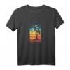 California Surf Retro Malibu T-Shirt – Abenteuer, Urlaub & Palmen Design für Surfer & Strandliebhaber