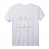 Ich brauche kein TikTok. Durch mein Leben tanzen schon ... T-Shirt - Humorvolles Statement in Top Qualität mit Gratis-Anprobe