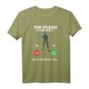 Lustiges Taucher T-Shirt mit Spruch 'Ocean Is Calling' – Perfekt für Tauchurlaub, Taucherclub & Geschenk für Taucher und Taucherinnen