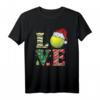 Funny Kid Boy Love Tennis Christmas Ball Santa Hat T-Shirt - Lustiges Weihnachtsgeschenk für Tennisfans aller Altersgruppen