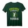 Lustiges Tennis T-Shirt für Tennisspieler – Coole Sprüche für Damen, Herren, Kinder & Senioren zum Vatertag, Muttertag, Geburtstag oder Tennisturnier