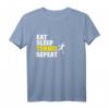 Eat Sleep Tennis Repeat - Tennisspieler Geschenk T-Shirt mit Motiv für Tennisfans, Trainer & Verein