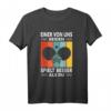 Einer Von Uns Beiden Spielt Besser Als Du - Lustiges Tischtennis T-Shirt für Männer, Frauen & Kinder als Geschenk