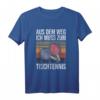 Aus Dem Weg Ich Muss Zum Tischtennis T-Shirt – Lustiges Sportshirt für Tischtennisspieler mit Spruch, klassisch geschnitten