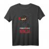 Ping Pong Ninja Tischtennis-Spieler Geschenk T-Shirt – Lustiges Comic Shirt für Profis und Kampfsportfans zum Geburtstag, Weihnachten & Vatertag