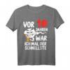 Herren Vor 18 Jahren war ich mal der Schnellste - Witziges 18. Geburtstag T-Shirt für Männer, Papa, Ehemann & Opa