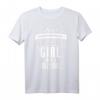 Unterschätze niemals ein Mädchen mit einem Volleyball T-Shirt - Perfektes Geschenk für Volleyballspielerinnen und Fans