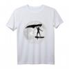 Wing Surf Wing Foil Wingsurfer Geschenk T-Shirt mit Mond Design - Perfektes Wassersportgeschenk für Surfer & Flügelfolien-Fans