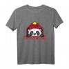 Panda mit Feuerwehrhelm T-Shirt – Originelles Geschenk für Feuerwehrfans, Freunde & Familie, ideal für Lebensretter und Einsatzkräfte