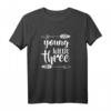 Kinder 3. Geburtstag T-Shirt - Süßes 'young wild and three' Motiv für Mädchen und Jungen, perfekt als Geschenk und Party-Deko
