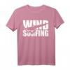 Windsurfing Windsurfen T-Shirt – Klassisches Design mit Windsurfer beim Surfen, langlebig mit doppelt genähtem Saum